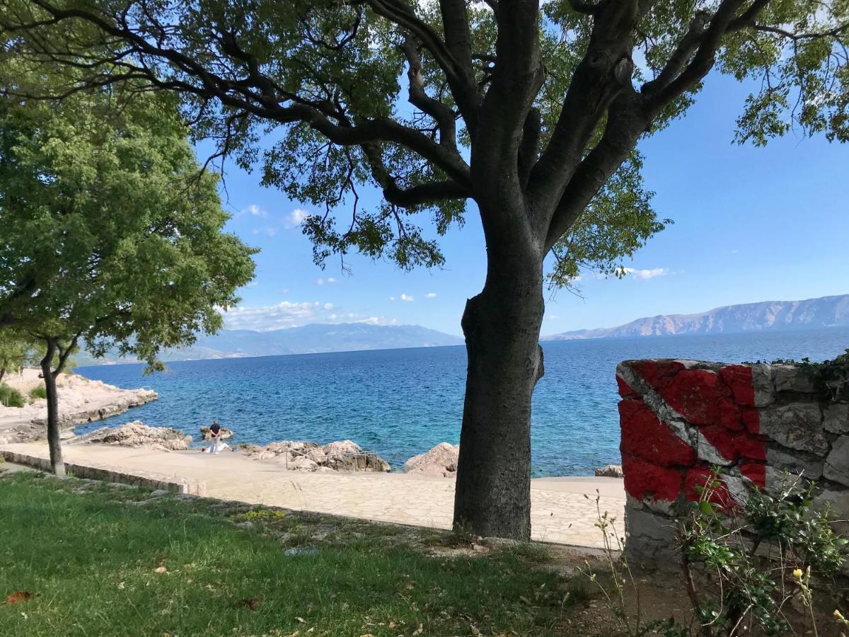 Loft-Beach-Apartments Ratko Novi Vinodolski Esterno foto